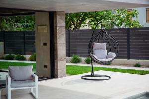 Billede fra billedgalleriet på Beautiful villa with private pool near sea i Baška