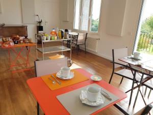 Afbeelding uit fotogalerij van Les Balcons du Trégor, Chambres d'hôtes in Lannion +78 foto's