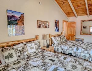 Postel nebo postele na pokoji v ubytování Nicky's Resort + 37 fotografií