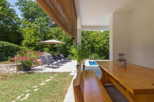 Zahrada ubytování Holiday Home Rea