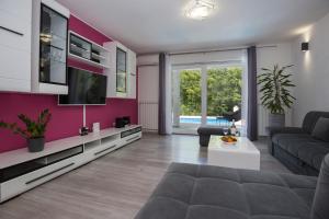 Kuchyň nebo kuchyňský kout v ubytování Holiday Home Rea