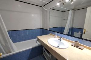 Kúpeľňa v ubytovaní Apartamento Puertosol