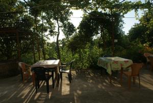 Galeriebild der Unterkunft Merabi and Neli Guest House in Makhinjauri