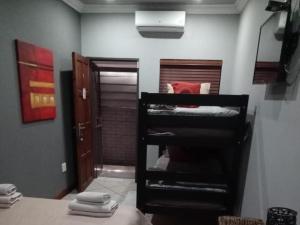 Fotografie z fotogalerie ubytování Grand Central Guesthouse v destinaci Rustenburg