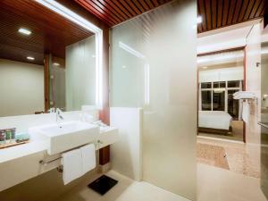 Koupelna v ubytování Novotel Nha Trang