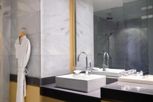 Vannituba majutusasutuses Hyatt Regency Dushanbe