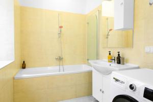 Ein Badezimmer in der Unterkunft Lé David City Apartments 1020