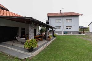 Fotografie z fotogalerie ubytování Holiday home in Gomirje 17255 v destinaci Gomirje