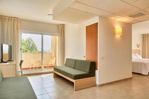 Postel nebo postele na pokoji v ubytování ALEGRIA Cabo De Gata