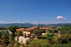 Afbeelding uit fotogalerij van Agriturismo L'Antico Oliveto in San Severino Marche