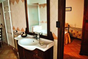 Ένα μπάνιο στο Agriturismo L'Antico Oliveto +67 φωτογραφίες