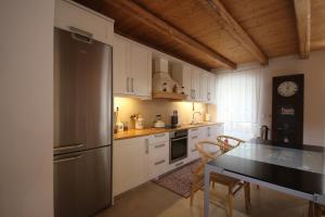 Gallery image of Anemos Villa in Himare