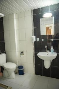 Koupelna v ubytování SARAY APART OTEL