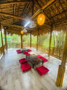 Balkón nebo terasa v ubytování Homestay Bài Văn garden