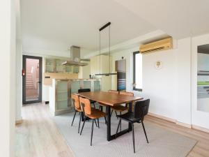 Kuchnia lub aneks kuchenny w obiekcie Salobre Villas Lagos
