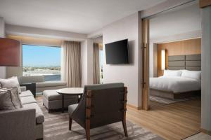 Postel nebo postele na pokoji v ubytování AC Hotel by Marriott Phoenix Downtown + 37 fotografií