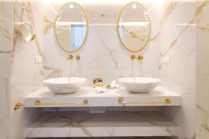 Koupelna v ubytování Nissaki Boutique Hotel