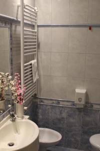 Koupelna v ubytování Hotel Louisiana