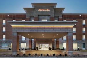 a rendering of the front of a hospital building at Hampton Inn Champaign Southwest in Champaign