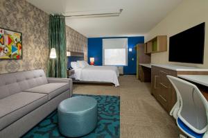 Postel nebo postele na pokoji v ubytování Home2 Suites By Hilton Grove City Columbus