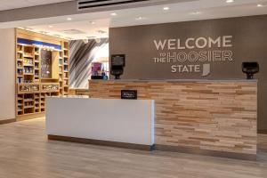 Hampton Inn Crown Point, In大厅或接待区