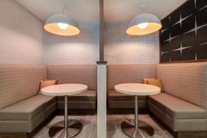 Hampton Inn Crown Point, In的休息区