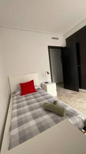 Ein Bett oder Betten in einem Zimmer der Unterkunft Preciosa a 2 min Renfe