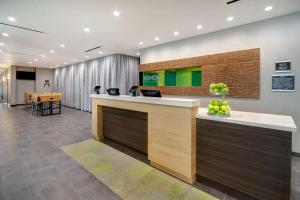 Vstupní hala nebo recepce v ubytování Home2 Suites By Hilton Burleson + 37 fotografií