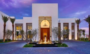 Fasadas ar įėjimas į apgyvendinimo įstaigą Maysan Doha, LXR Hotels & Resorts