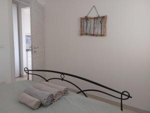 En eller flere senge i et værelse på Marzamemi House - Borgo 84 + 70 billeder