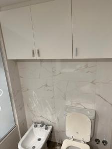 Billede fra billedgalleriet på Alucinante departamento en La Perla 3 ambientes con aire acondicionado y calefacción central i Mar del Plata + 24 billeder