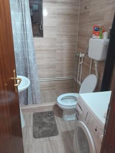 Ένα μπάνιο στο Apartmani Drmanic