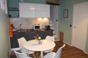 Dapur atau dapur kecil di Perugia Home Apartment La Dimora dei Frati +13 gambar