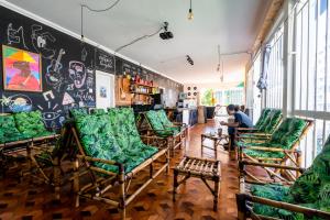 Posezení v ubytování Hostel Capivara's Curitiba