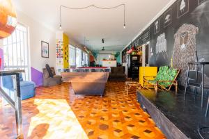 Posezení v ubytování Hostel Capivara's Curitiba