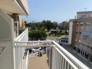 En balkon eller terrasse på El Raco