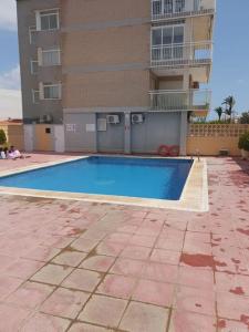 Swimmingpoolen hos eller tæt på El Raco