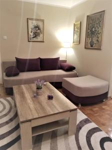 Posezení v ubytování Arena West Apartment