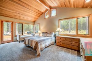 Letto o letti in una camera di Tree-lined Paradise
