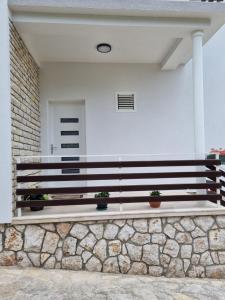 Balkón nebo terasa v ubytování Apartment Tisno 17716b