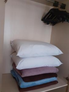 Кровать или кровати в номере Apart no Águas da Serra - 115B