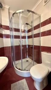 Koupelna v ubytování Vintage De Lux, Top Location, 2Bdr Grand Monastery, Pamporovo