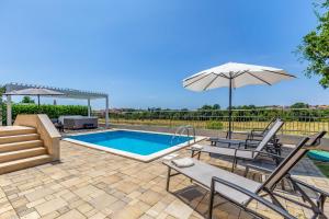 Gallery image of Resort Villas Lotus by Istrabook in Pula +126 photos