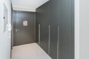 Fotografie z fotogalerie ubytování Elegant Studio in City Center with Balcony v Dubaji