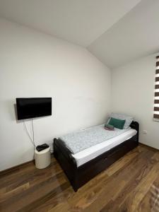 Postel nebo postele na pokoji v ubytování Apartman Vuk Zlatar