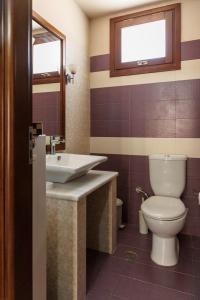 A bathroom at Olga's Cozy home Még 25 kép