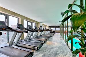 Fitness centrum a/nebo fitness zařízení v ubytování 银都酒店 Yandoo Hotel