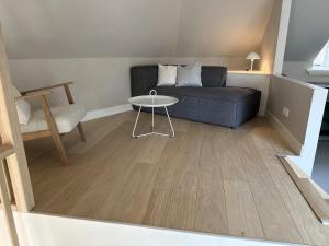Posezení v ubytování Luxe Loft in Historisch Pand in Walstraat Deventer