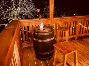 Romantikchalet Fuchsbau的阳台或露台