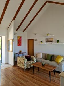 Posedenie v ubytovaní Paula Apartment - Green home by the sea